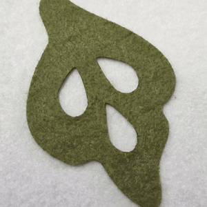 Foglie Forate 10-7-5 cm (blister 15 pz) (3 dimensioni assortite x5 foglie)